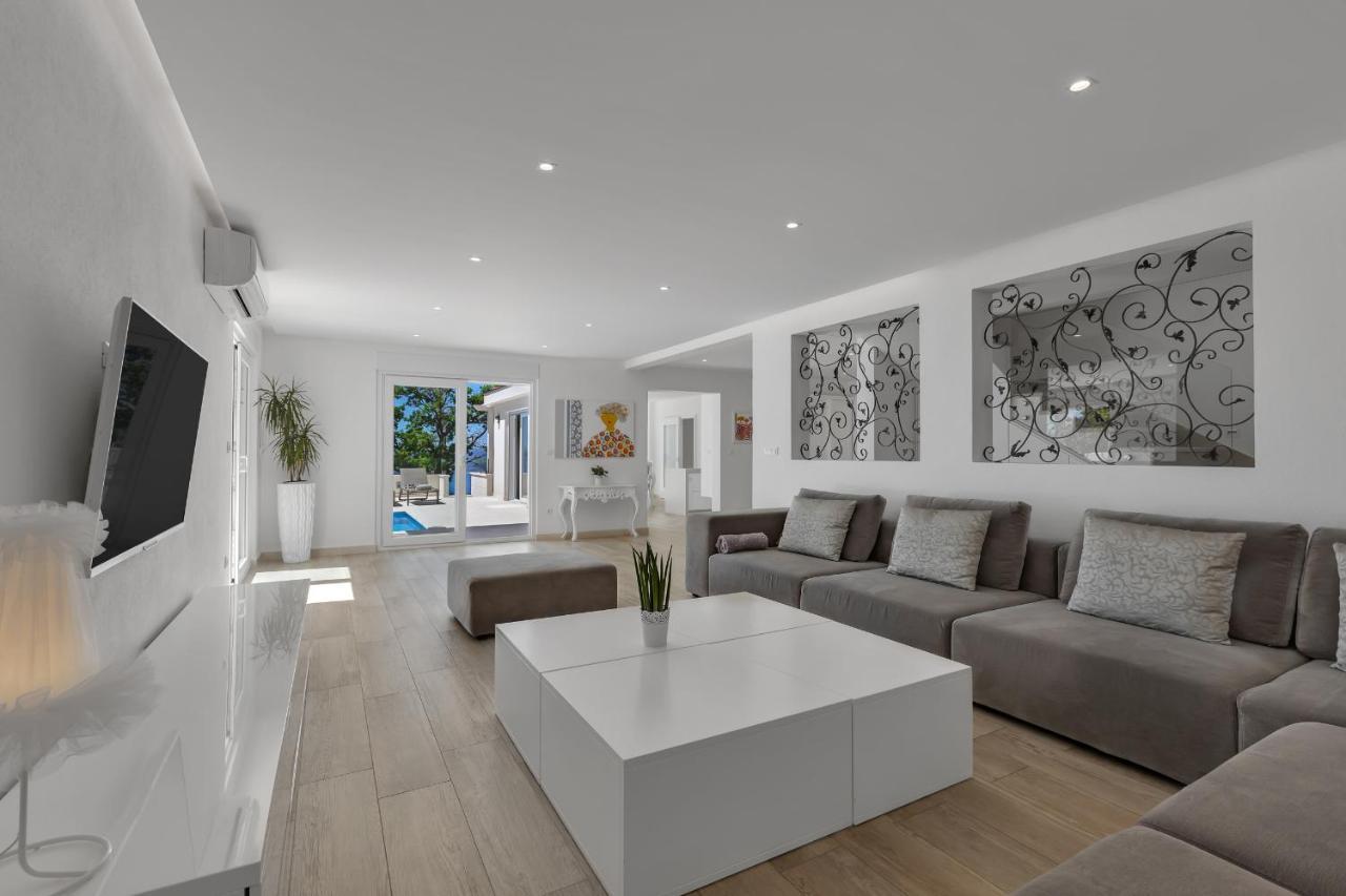 Villa Prestige Baška Voda Екстериор снимка